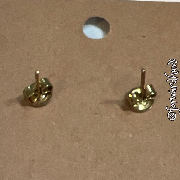 Beautiful Cloisonné Unicorn Earrings – Vibrant and Detailed Design - Picture 8 of 9